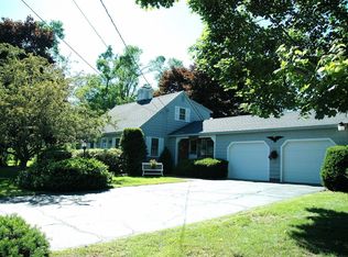 18 Stevens Rd, North Hampton, NH 03862