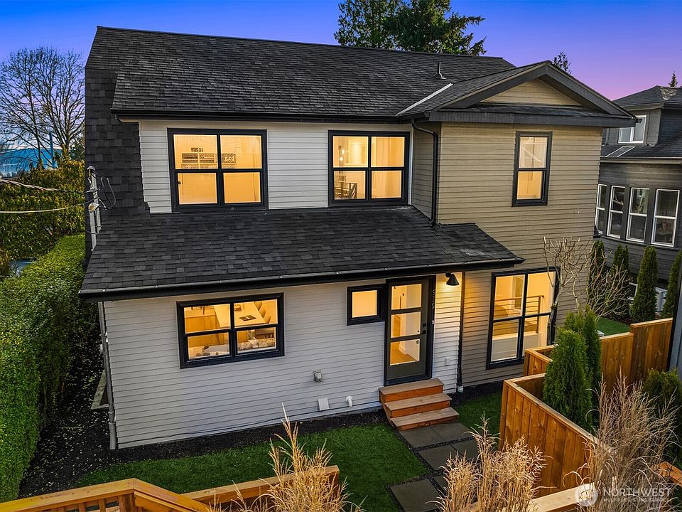 1st image of 919 23rd Avenue E #A
