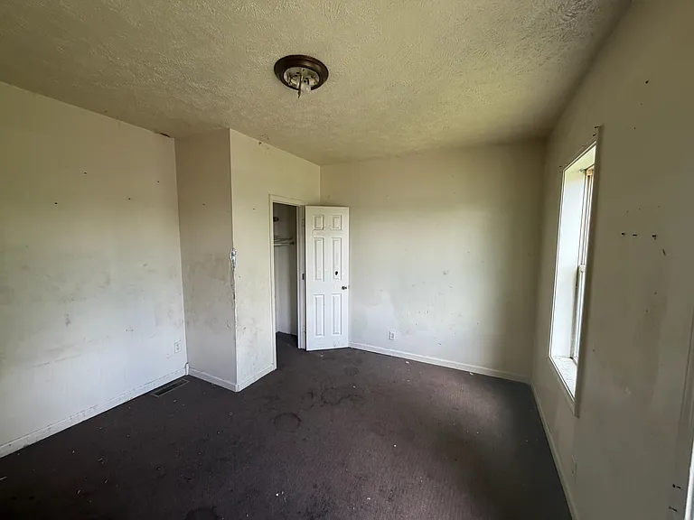 605 S Ligonier St — Photo 2