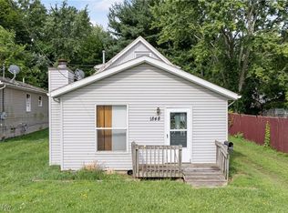 1848 2nd St SW, Akron, OH 44314