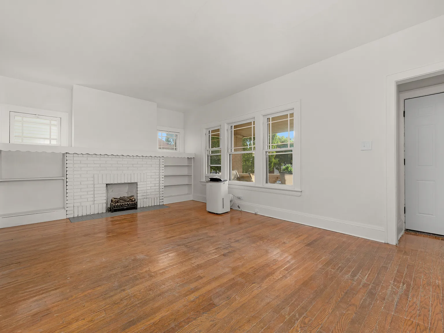 2 bed, 1200 sqft, $1,500 — Photo 4