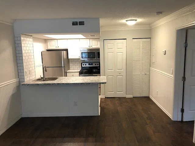 100 Fairway Park Blvd #1901 — Photo 1
