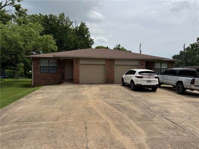1311 S Commerce Ave, Russellville, AR, 72801