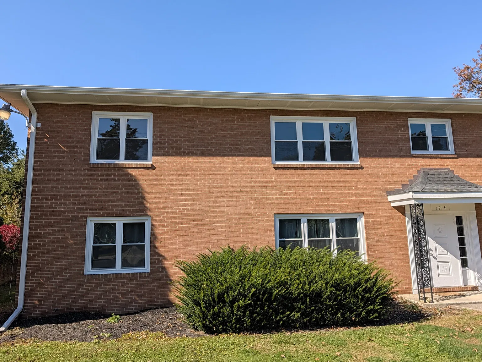 Stella Jacobs Apartments — Photo 2