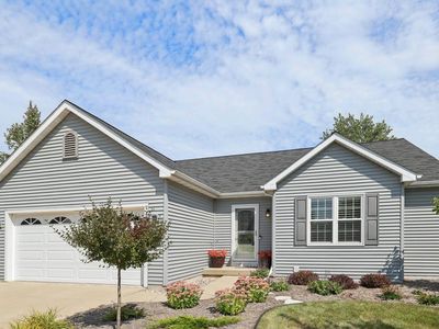 9 Woodridge Lane, Columbus, WI, 53925