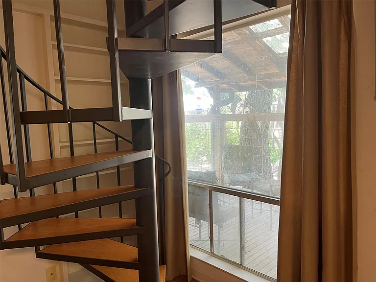 1211 Ruth Ave — Photo 17