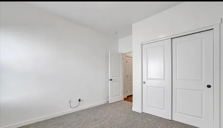 1275 Terra Ave — Photo 10