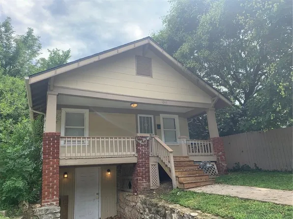 1311 E 62nd St, Kansas City, MO 64110