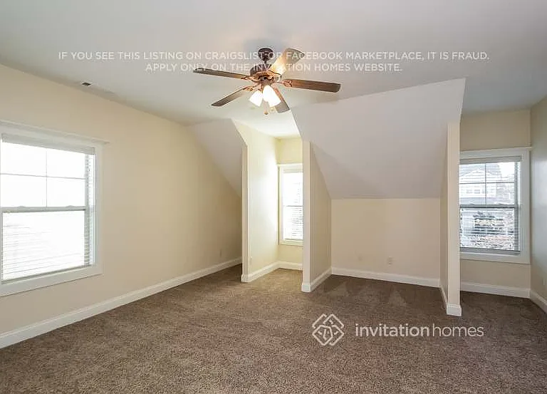 125 Concord Ct — Photo 13