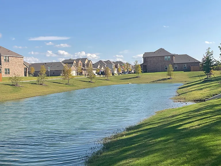 Sunflower Ln — Photo 8