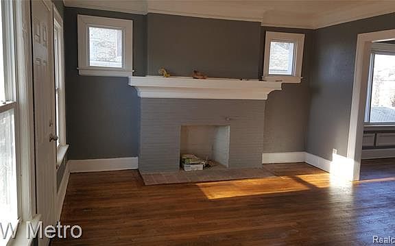 5th image of 2212 Hazelwood St