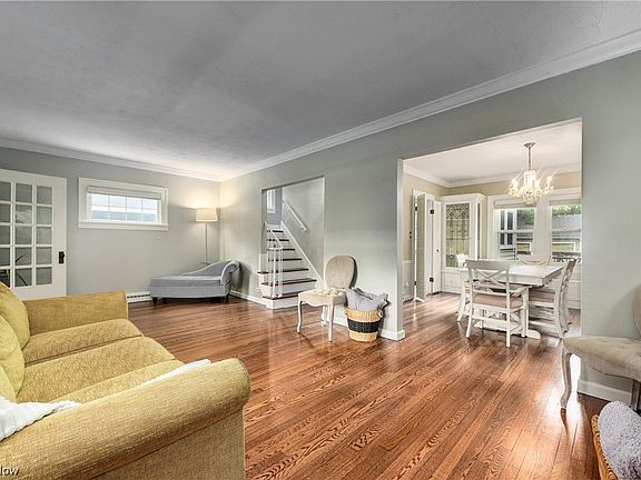 5th image of 2161 Lakeland Ave