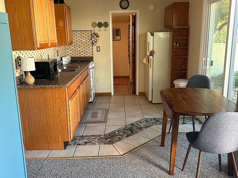 625 N Bentley Ave #2 — Photo 1