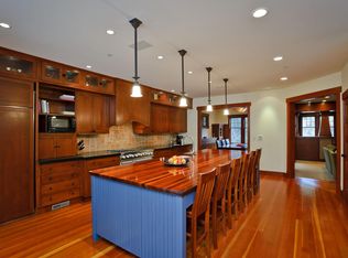 1040 Crystal Springs Rd, Hillsborough, CA 94010