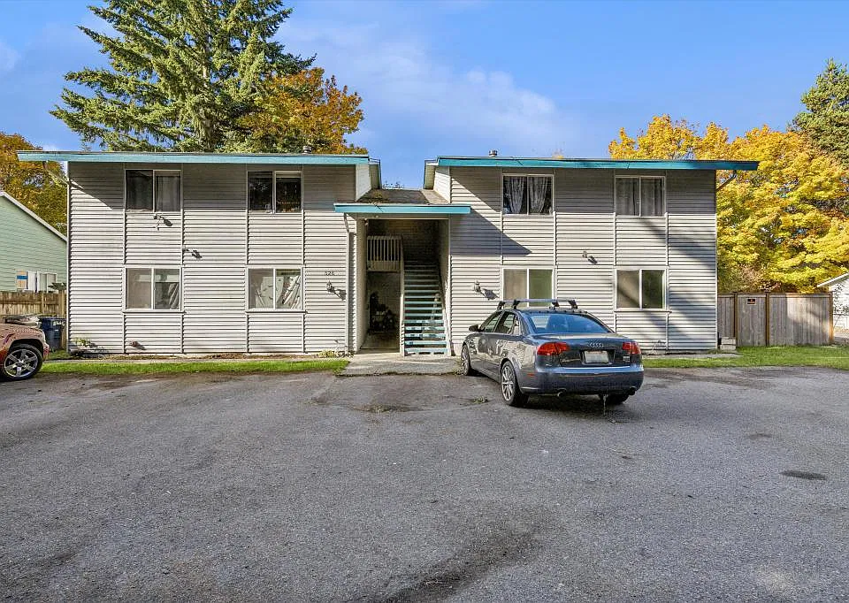 526 124th Pl SW #B