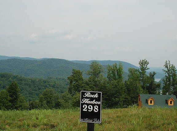 4th image of 298 Smokey Quartz Blvd