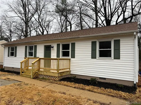 14101 Starpine Ln, Chester, VA 23836