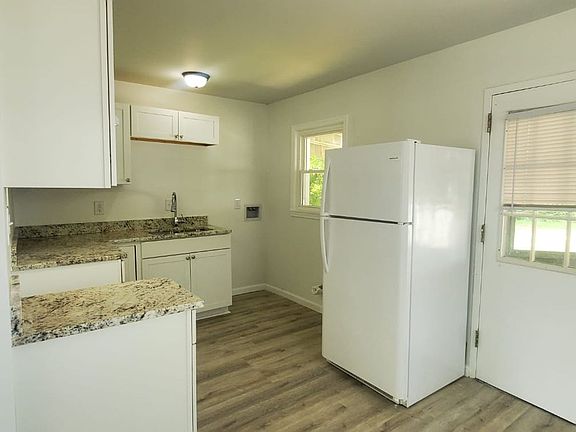 4th image of 4617 Owens Dr