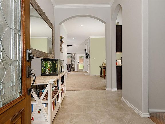 Wide Entryway