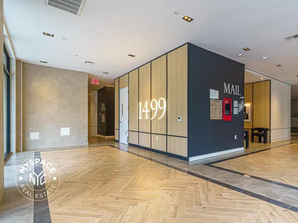 1499 Bedford Avenue image 14 of 14