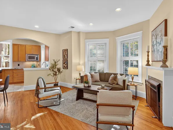 1531 31st St NW APT 4, Washington, DC 20007