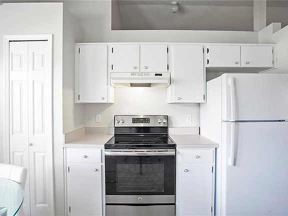 5th image of 7980 Sagebrush Pl