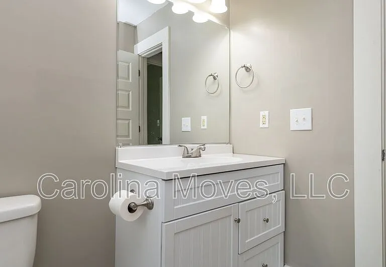 306 Powell St — Photo 18
