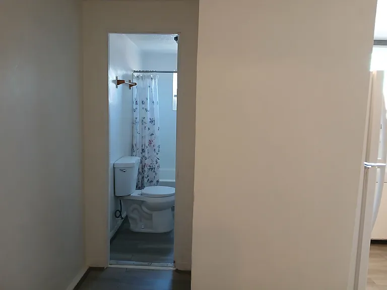 1853 Mann St #4 — Photo 4