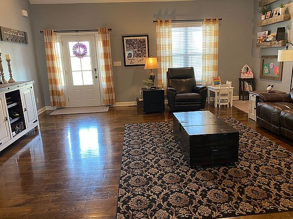 4th image of 1383 Muirfield Ln