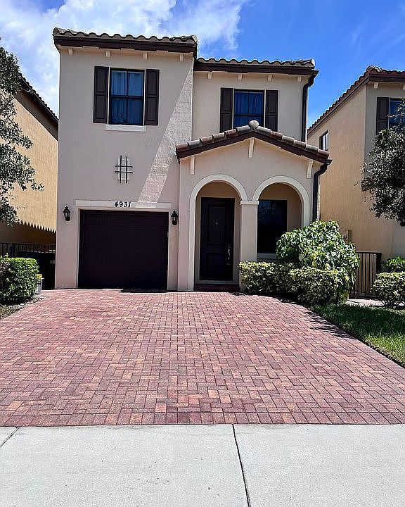 1st image of 4931 NW 55th Pl
