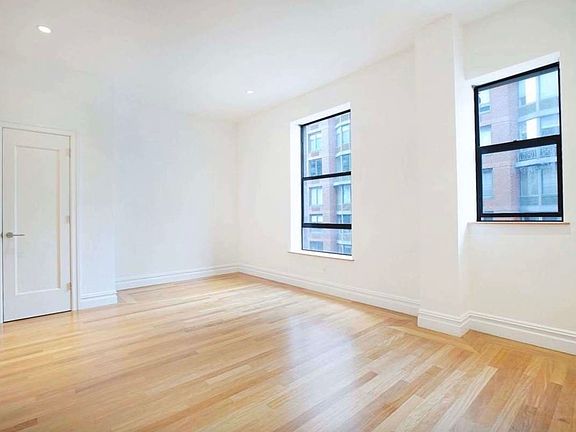 5th image of 154 W 70th St APT 9J