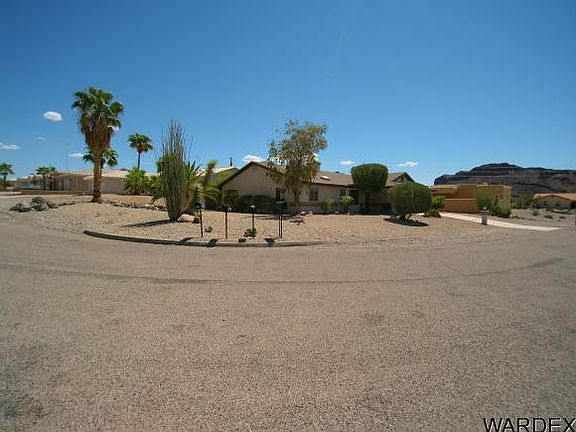4th image of 3340 Hilldale Dr