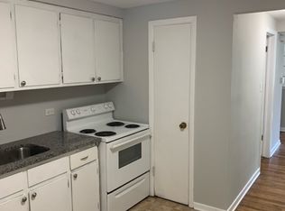 2036 S 13th Ave APT 2S, Broadview, IL 60155