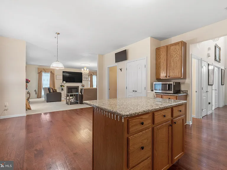 10107 Mike Rd — Photo 22