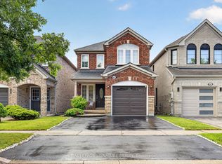 679 Sunbird Trl, Pickering, ON L1X 2X6