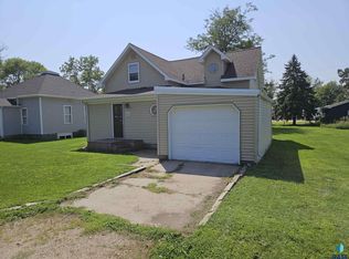 404 Charger Ave, Hayti, SD 57241