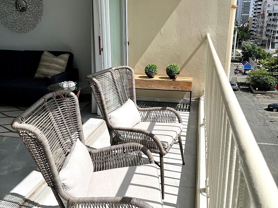 1st image of 1477 Ashford Avenue Torre Del Mnr #608