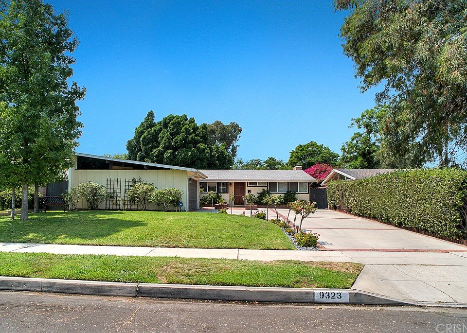 1st image of 9323 Valjean Ave