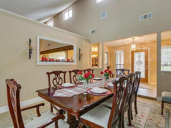 5th image of 3894 Cedar Cove Ln