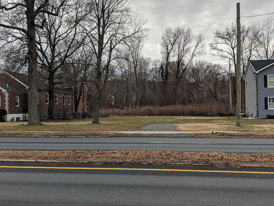 1st image of 45 Memorial Pkwy