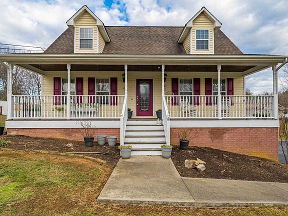2nd image of 108 Goodin Dr