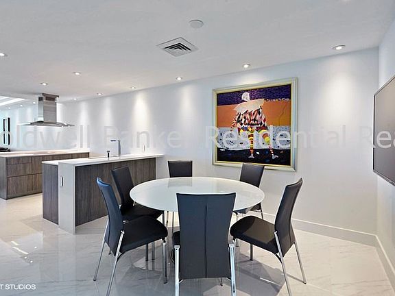 5th image of 350 Ocean Dr Unit 1106N