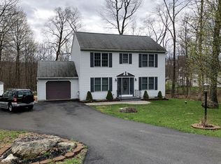 32 Brook Song Way, East Stroudsburg, PA 18301