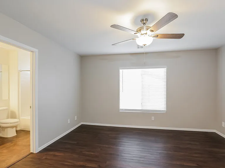 2718 W Pecan Rd — Photo 10