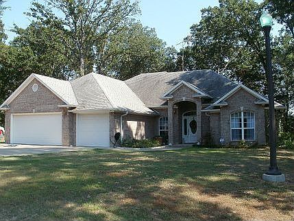 1st image of 621 W Olivia Dr