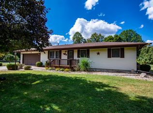 10161 Glenwood Ave, Osceola, IN 46561