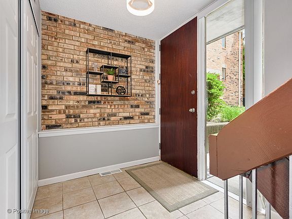 2nd image of 1612 Waxwing Ct