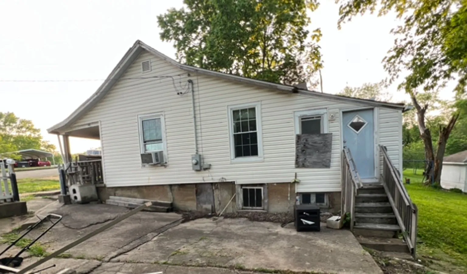 Coming Soon! Investor Special! In town - $500 Down / $390 Month — Photo 3