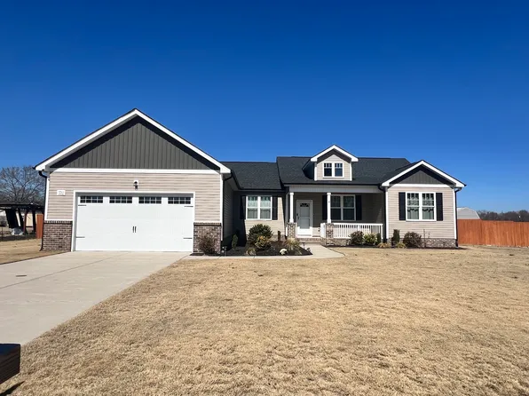 3312 Dino Ln, Bailey, NC 27807