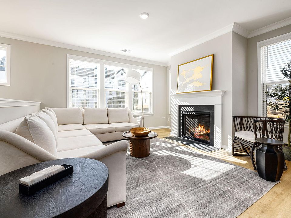 1st image of 161 Reids Cove Dr #B